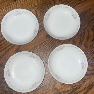 Vintage Porcelain made in Japan small dishes set of 4!